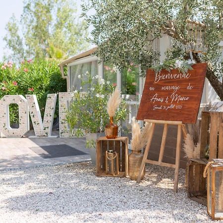 Auberge Des Pins Tourrettes Bagian luar foto